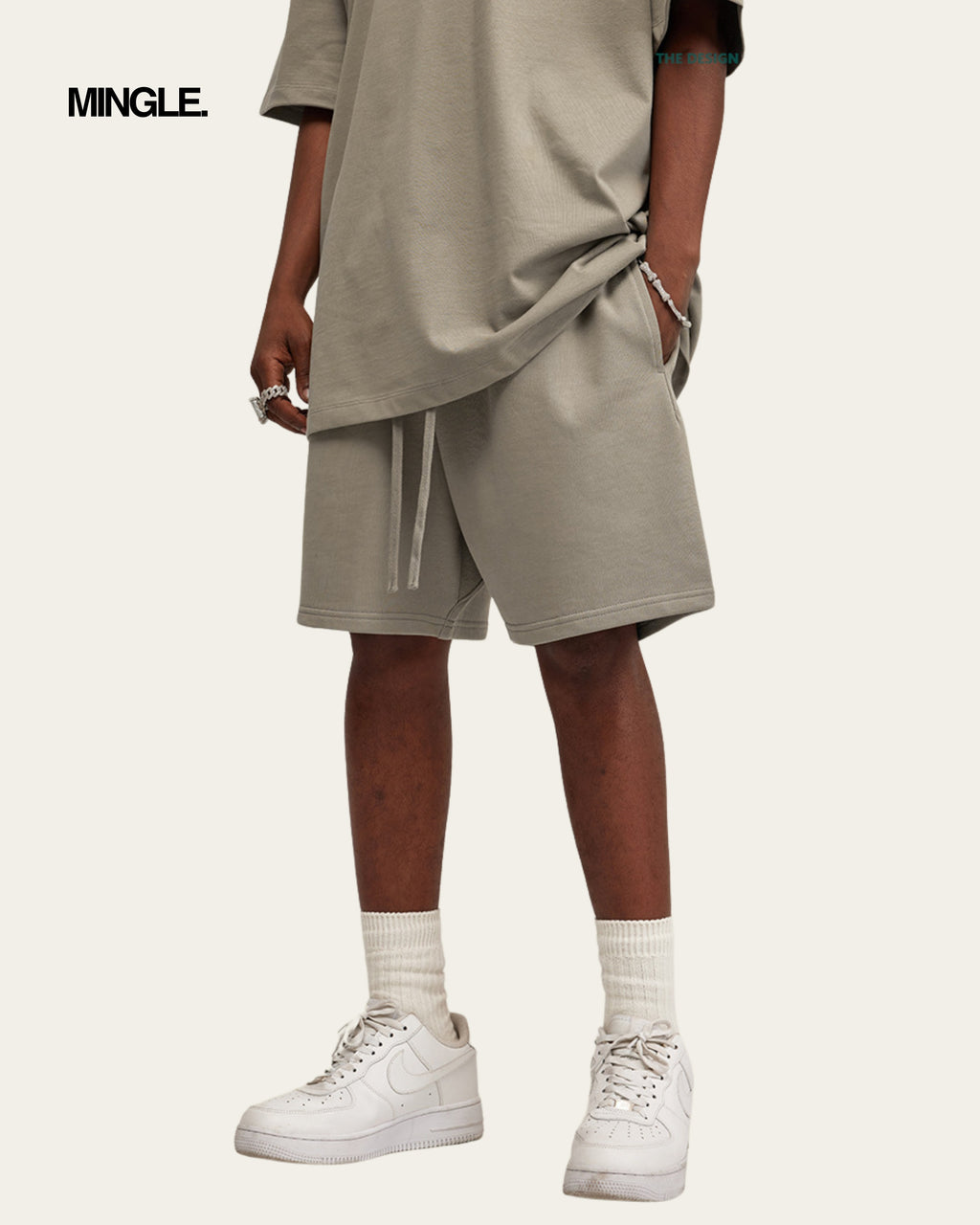 ESSENTIAL SHORT (II)