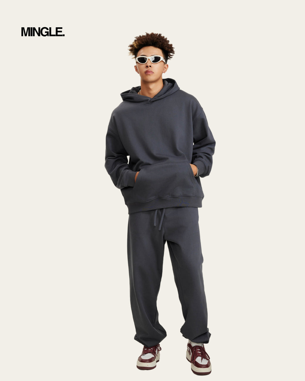 ESSENTIAL OVERSIZED HOODIE (I)