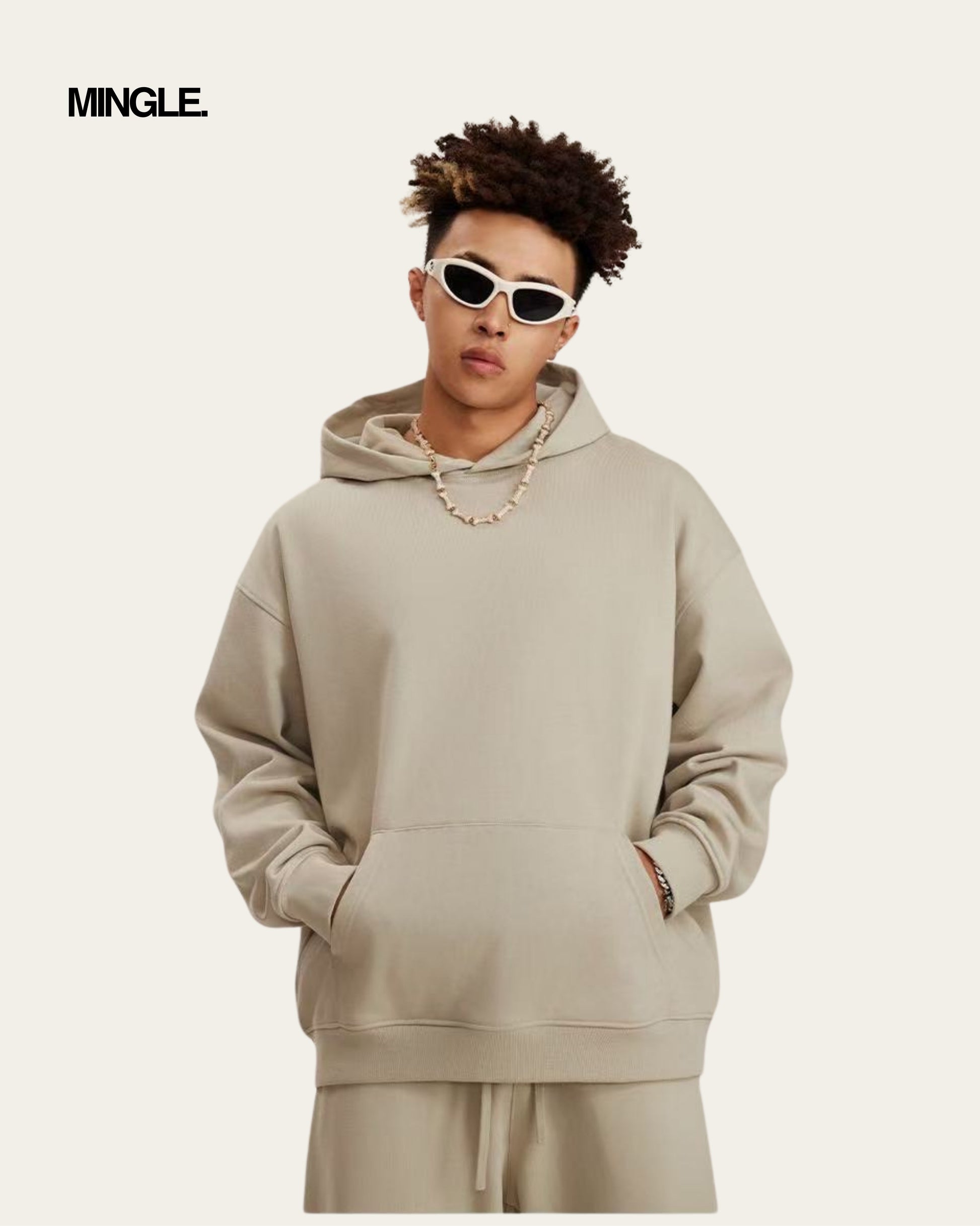 ESSENTIAL OVERSIZED HOODIE (II)